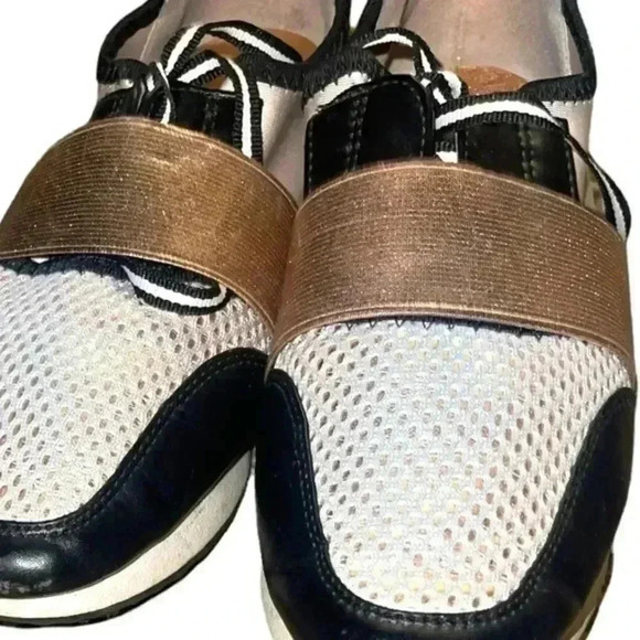 Steve Madden Antics Sneakers - Picture 2 of 7